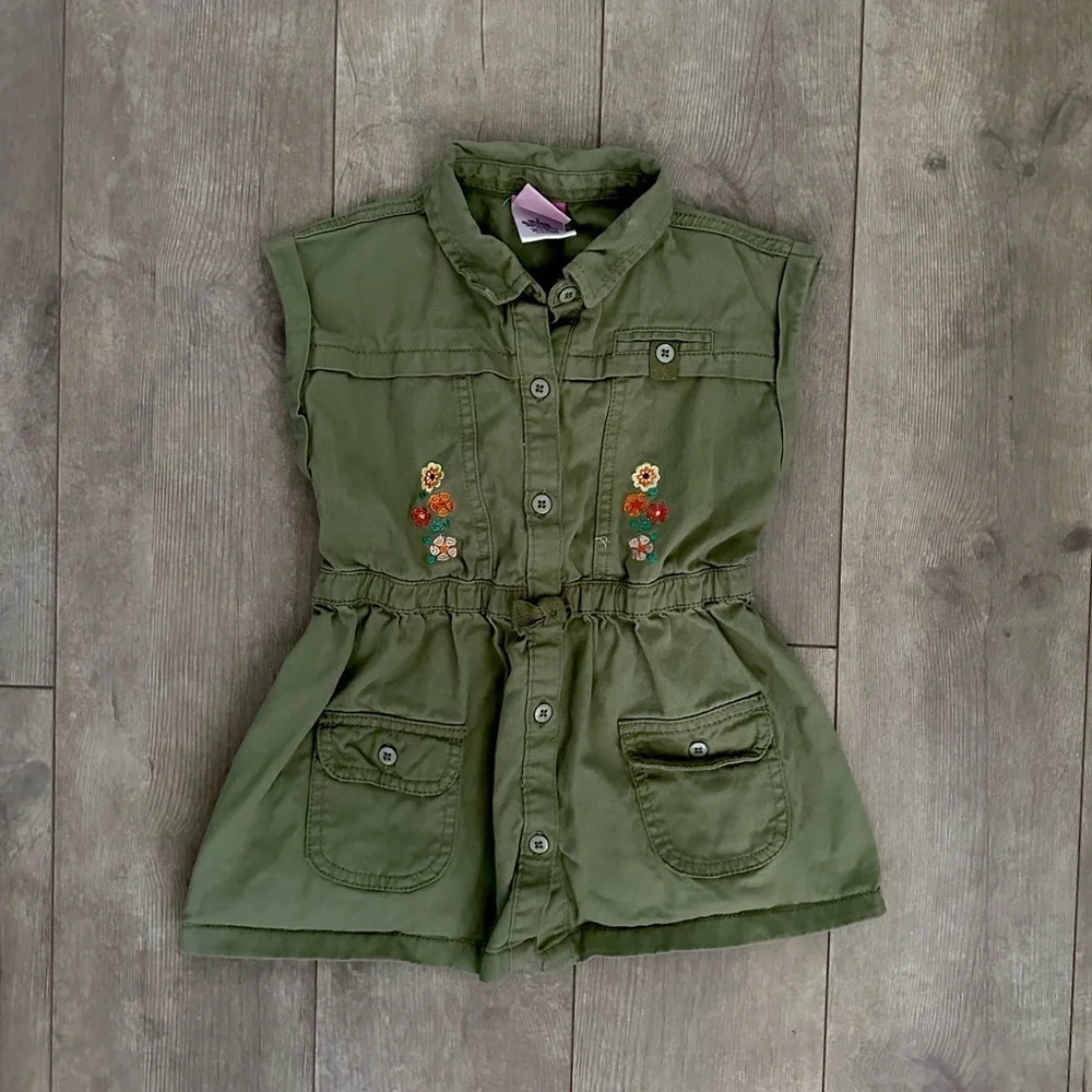 Nannette Green Twill Floral Embroidered Boho Vest Jacket Girls size 6